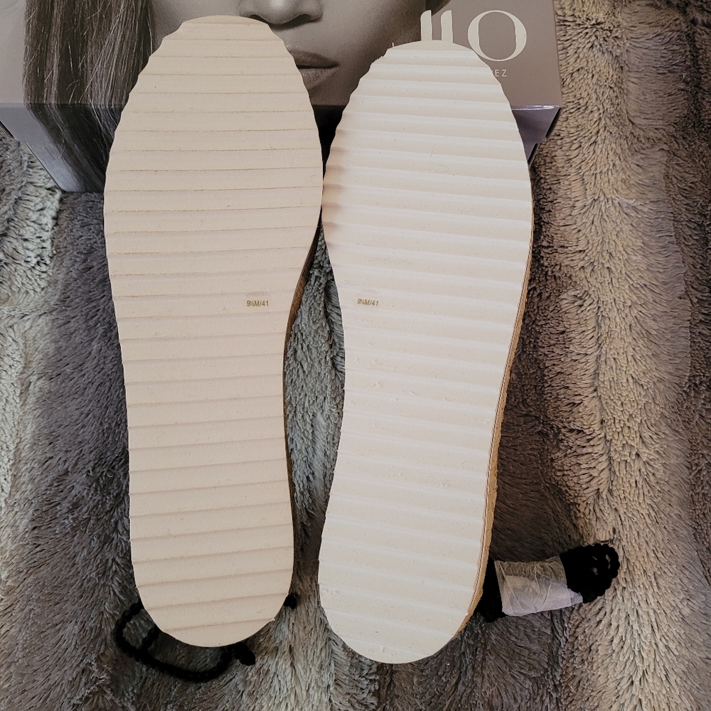 J LO Jennifer Lopez Slip on NWT - Picture 3 of 6